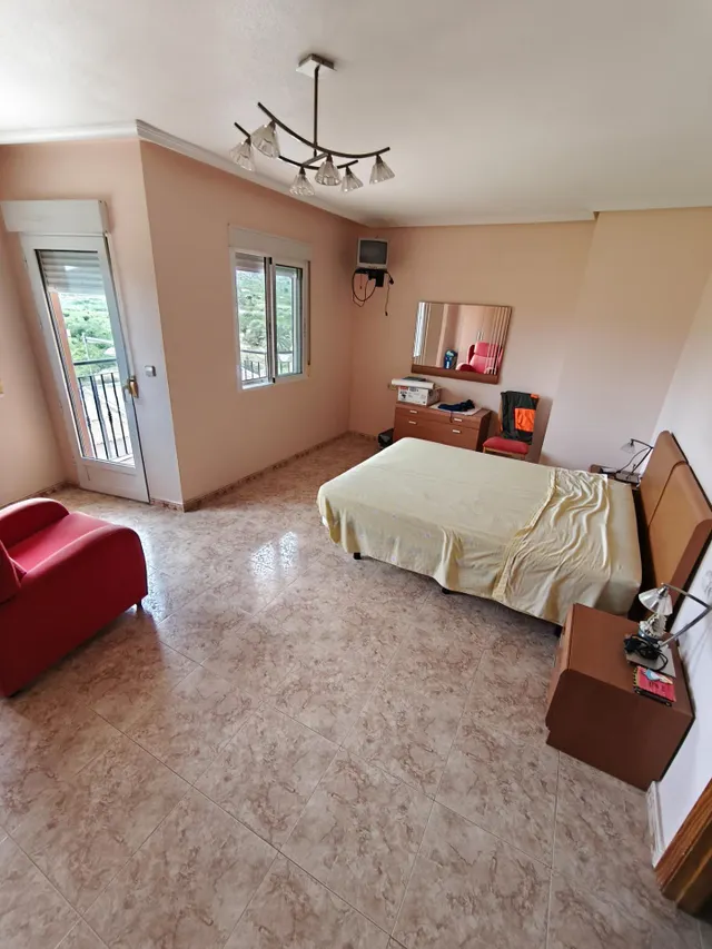 SE VENDE DÚPLEX EN RICOTE — 24