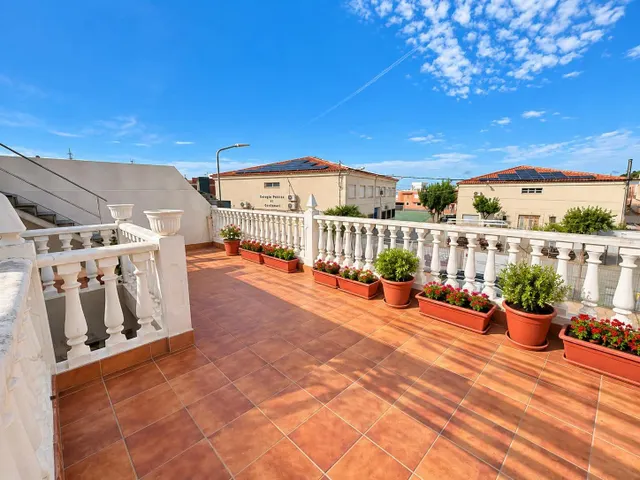 VIVIENDA EN EL GARBANZAL DE 478M2 Y SOTANO DE 214M2 — 38
