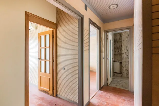 Amplio Piso en Venta en el Corazón de Murcia por €600,000 — 27