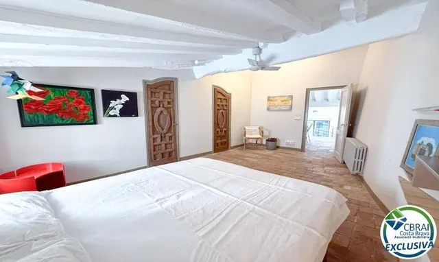 Casa en venta en Espolla — 34