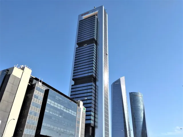 Piso 1 habitación 52m² en alquiler - Tetuán — 38