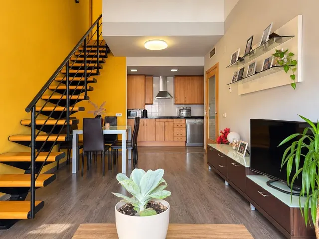 Venta dúplex en Vilanova del Camí zona b. la paz 100m2, terraza y pk!! — 2