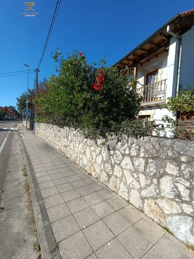 CASA PAREADA EN MIENGO CON AMPLIA PARCELA - foto 5