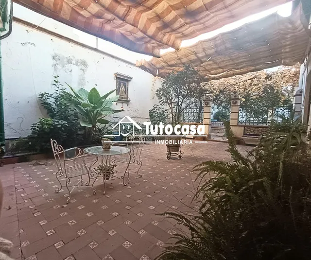 ¡¡ ESTUPENDA VIVIENDA EN PLENO CENTRO DE DOS HERMANAS !! — 28