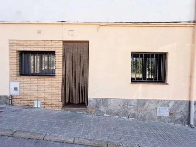 Tordera | Vivienda de 2 habitaciones con amplio patio y entrada independiente — 26