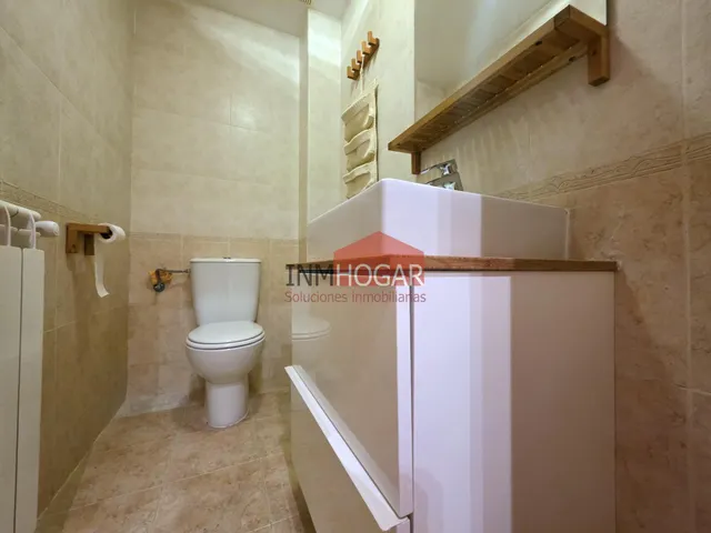 Chalet adosado en hervencias — 30