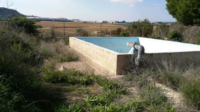 Casa de campo con 4.070m2 de terreno y 88 m2 de vivienda — 8
