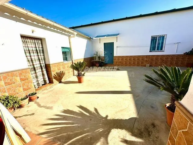 CORTIJO ZONA ENCINAREJO - Parcela de 9.800 m con casa, 2 sal - foto 2