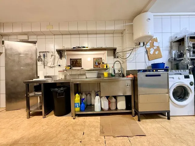 Local comercial en Venta en Denia Alicante — 39