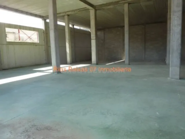 REF 2174 NAVE 400 M2 EN PLANTA BAJA CANDEAN VIGO - foto 3