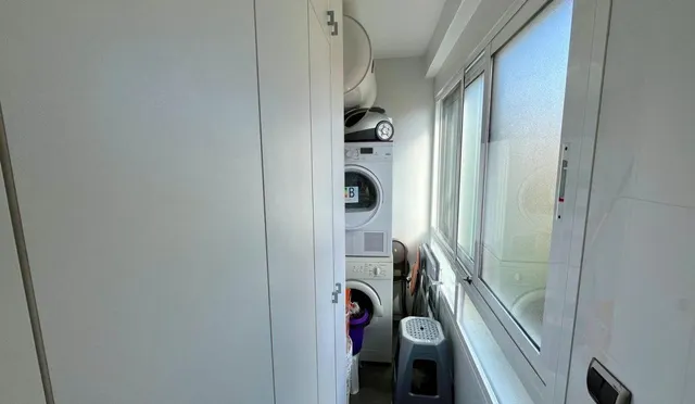 Espectacular piso reformado con diseño y calidad,  con vistas impresionantes al mar y Benidorm. — 33