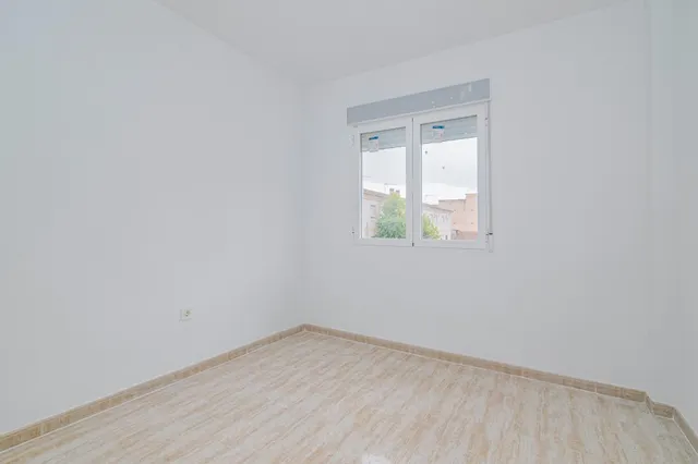 Moderno Adosado en Lachar, Ideal para Familias — 11