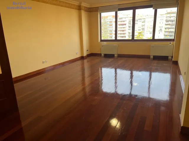 Extraordinario piso en el Espolón — 6