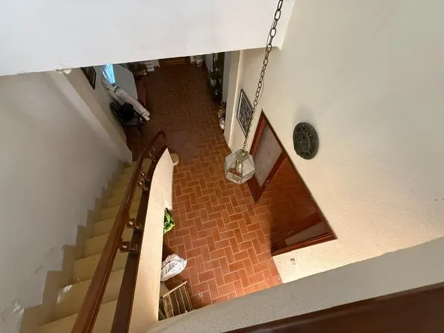 VENTA FINCA 9.000 M2. EN LA ARBOLEJA, CON CASA, PISCINA Y TERRENO CON FRUTALES, NECESITA REFORMA. — 10