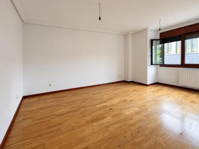 ¡a estrenar! dos dormitorios, terraza, garaje y trastero en Oviedo — 46