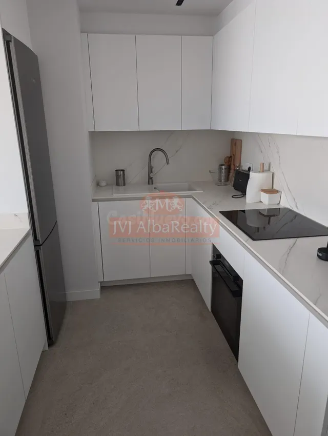 ESPECTACULAR APARTAMENTO EN ALQUILER EN PLAZA ALTOZANO ( CON - foto 2