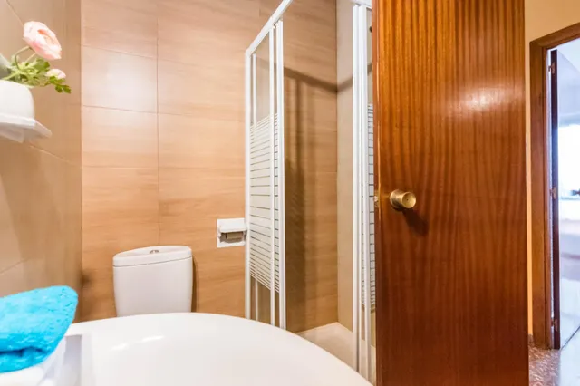 VIVIENDA CON GRAN PATIO PRIVADO FRENTE AL NUEVO HOTEL BARCELÓ 5★ — 31