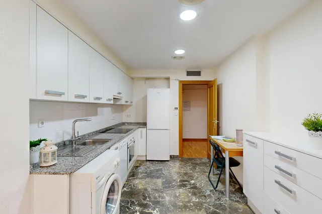 Piso de 3 dormitorios, vestidor y 134 m2 en pleno centro de Murcia – Calle Platería — 15