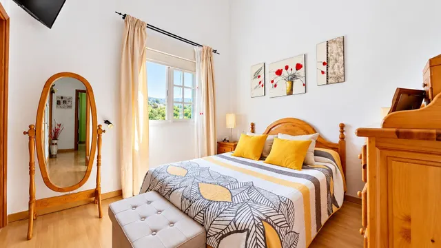 Vivienda unifamiliar de 194 m2 con patio privado y amplio garaje en Guayonje, Tacoronte — 15