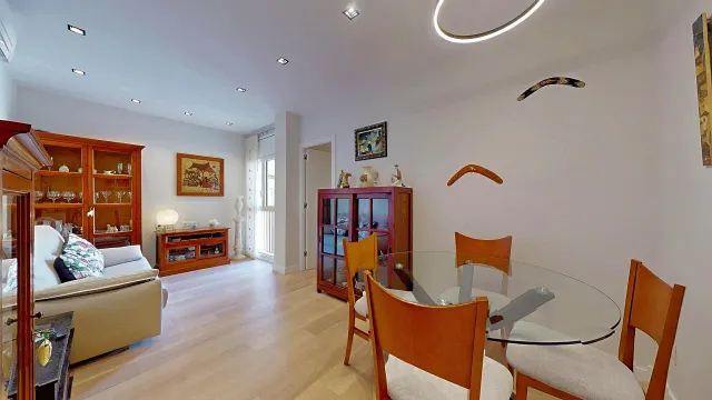 7ª PLANTA REFORMADA Y MUY TRANQUILA JUNTO AL NUEVO PARQUE DE LA SAGRERA — 43