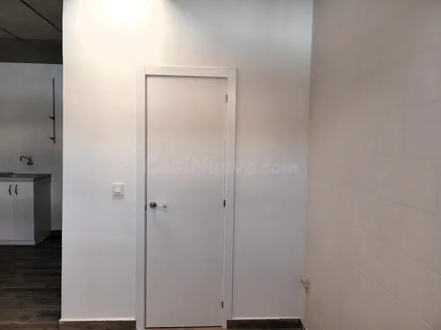 Local versátil en el corazón de Granollers – listo para empe - foto 5