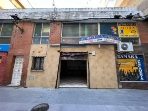 Local diafano en zona centro - foto 4