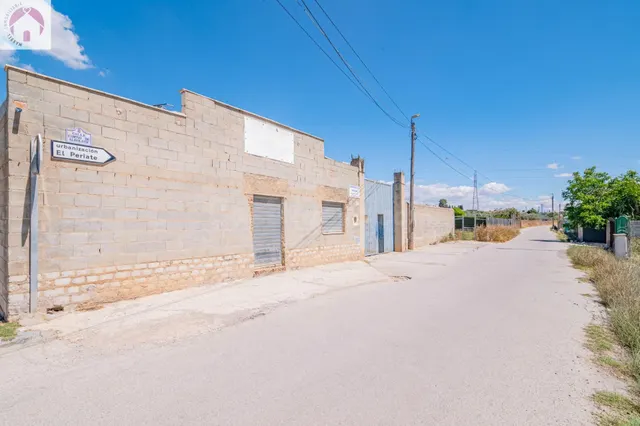 Finca en Atarfe con dos naves y cobertizo — 35