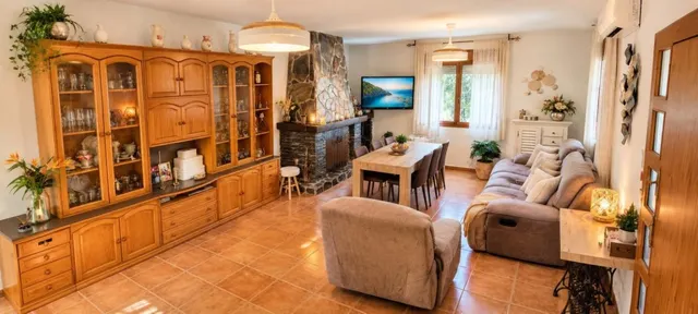 Espectacular Chalet Adosado con Piscina, Terrazas y Diseño Exclusivo — 6