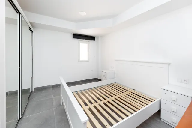 ¡¡¡ INVERSORES !!! GRAN OPORTUNIDAD SE VENDE PISO EN JUAN PABLO II GRANADA — 16