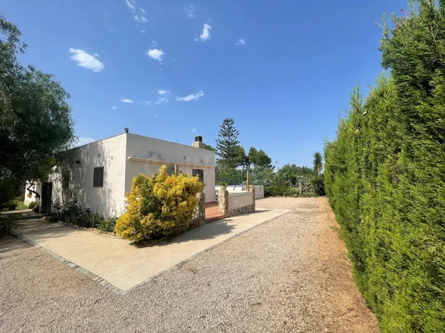 Finca rústica con casa y piscina - foto 2