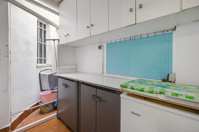 Apartamento 2 dormitorios con parking y piscina comunitaria en Torrevieja — 10