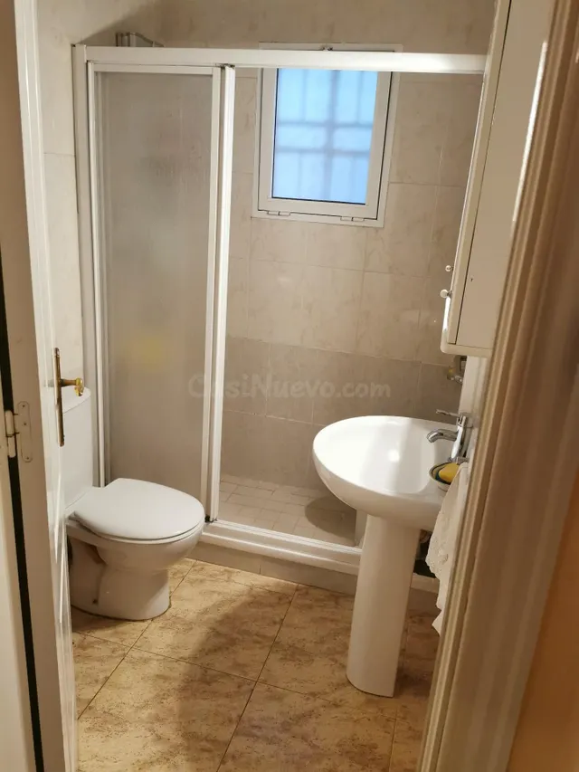 Perfecta para residir o alquilar con dos apartamentos indepe - foto 4