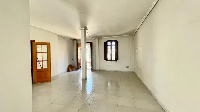 Casa de pueblo en la zona residencial de Rocafort — 18