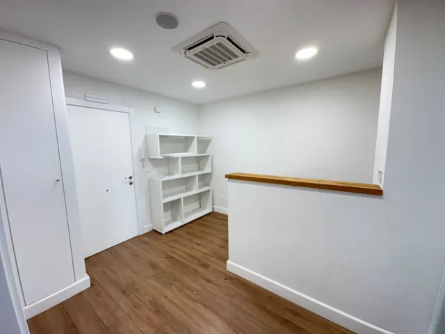OFICINA NUEVA EN PLENO CENTRO DE PONFERRADA — 3