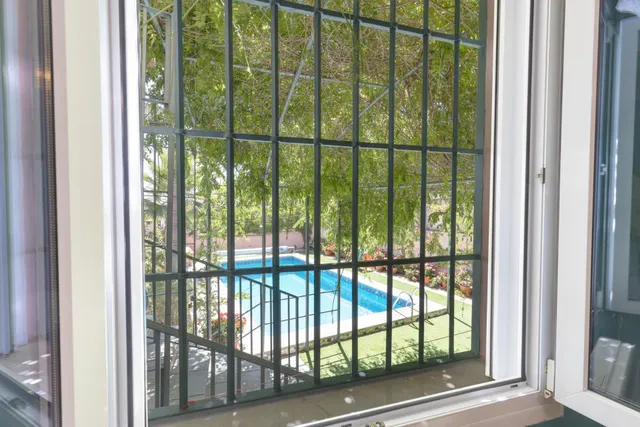 ESPECTACULAR CASA CON PISCINA EN LAS GABIAS — 20