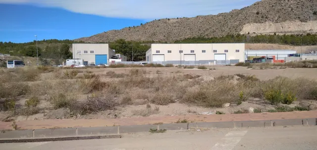 Terreno urbano en venta - Calasparra
