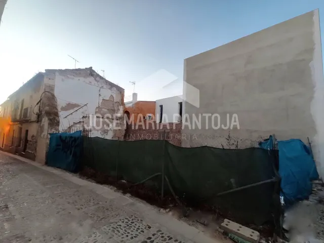 PARCELA EN BARRIO SAN MIGUEL — 2