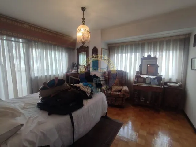 Exclusiva vivienda de gran amplitud en pleno centro de Vigo, entorno Pizarro — 18