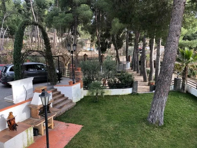 ESPECTACULAR CHALET EN ALMANSA CERCA DE CASCO URBANO — 5