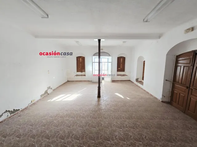 CASA JUNTO AL AYUNTAMIENTO EN VILLANUEVA DEL DUQUE — 3