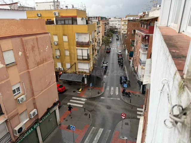 ÁTICO CON GRAN POTENCIAL EN ZONA LEVANTE – ¡REFORMA A TU GUS - foto 4