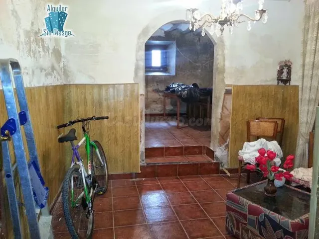 Se vende Casa 3 Plantas, La Bureba - foto 3