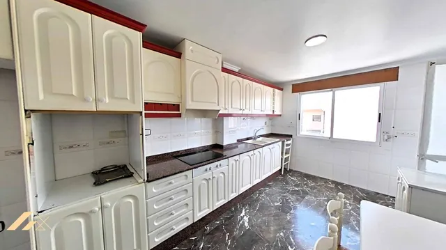 Apartamento 4 habitaciones 159m² en venta - Zona Pueblo — 12