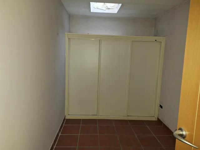 VENTA DE CHALET ADOSADO  EN CALLE SANTILLANA DEL MAR 20. BOADILLA DEL MONTE, — 26