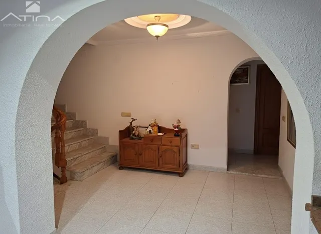 Elegante chalet estilo mediterraneo situado a tan solo 800 metros de la playa de Gandía — 14