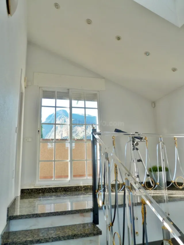 Casa en venta en Núcleo Urbano - foto 2