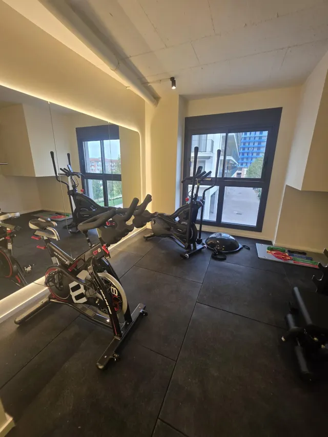 Alquiler piso de 2 habitaciones con parking y terraza  en la sinia — 12