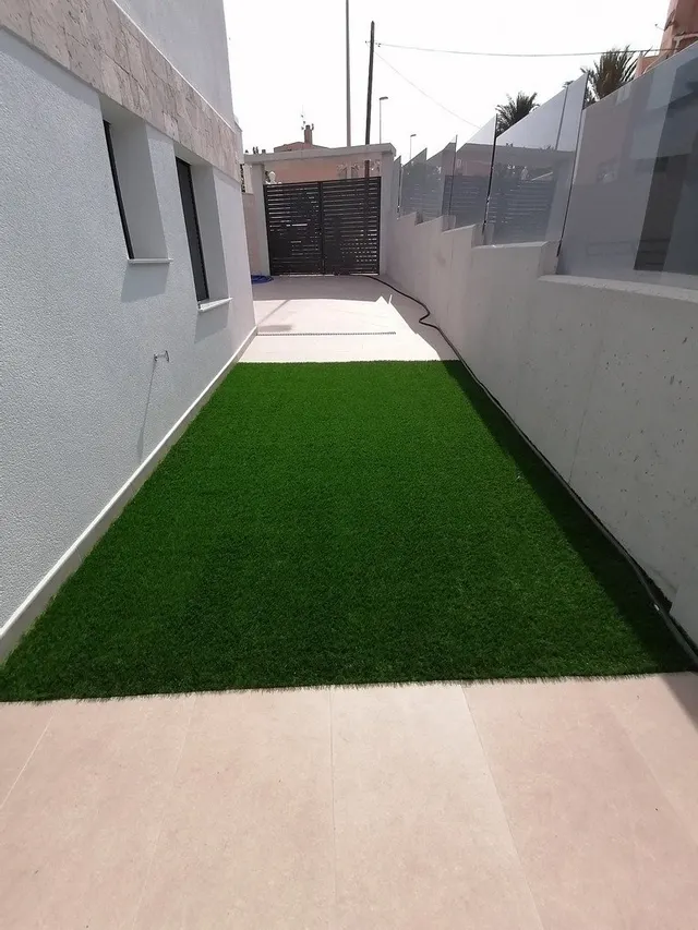 VILLA A ORILLAS DE LA PLAYA DE LA MATA – TORREVIEJA! — 25