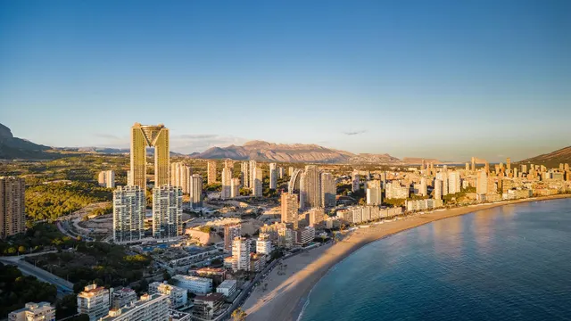 PISO EN VENTA PLAYA PONIENTE BENIDORM — 39