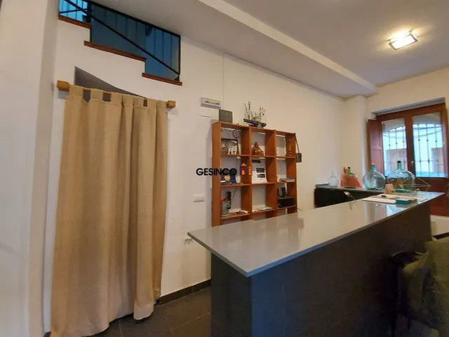 ENCANTADORA CASA REFORMADA, EN CASCO ANTIGUO — 2